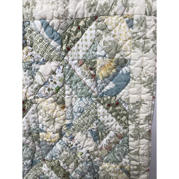 LL Bean Quilted Floral Cottage Country Patchwork Pillow Sham STANDARD SIZE - Picture 3 of 9